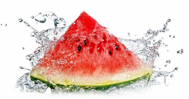 Vattenmelon är ett sött bär idealiskt för bantning